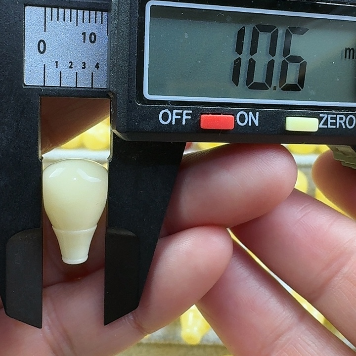 逃***9蜜蜡未镶嵌裸石16杂