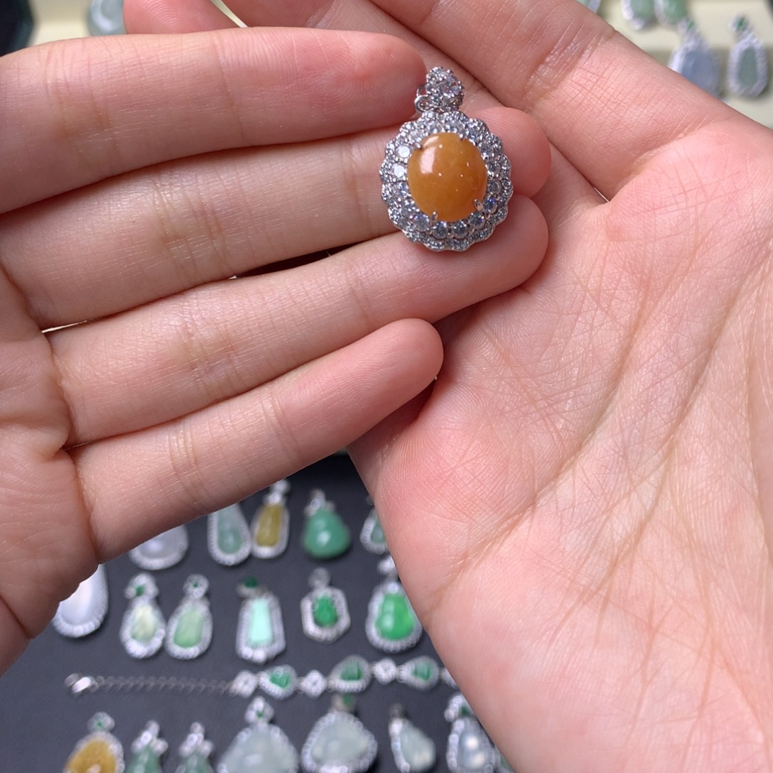 翡翠银S925镶嵌颈饰