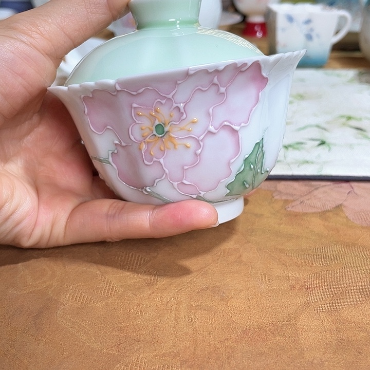 【闪购商品】俏梦牡丹花边盖碗哈哈