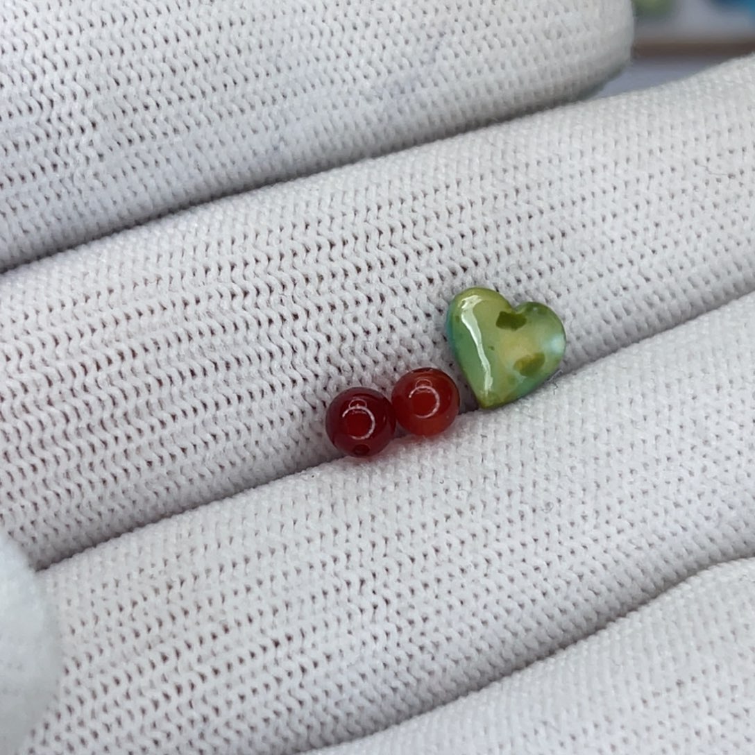 显***镜南红玛瑙未镶嵌配饰