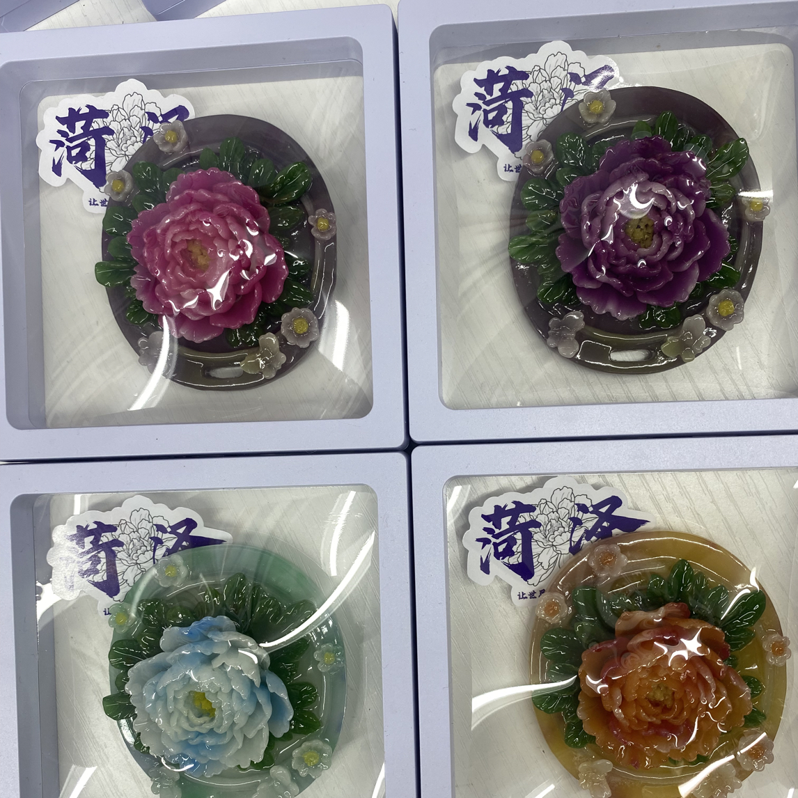 纯手工制作仿玉树脂牡丹饰品，直径尺寸7厘米