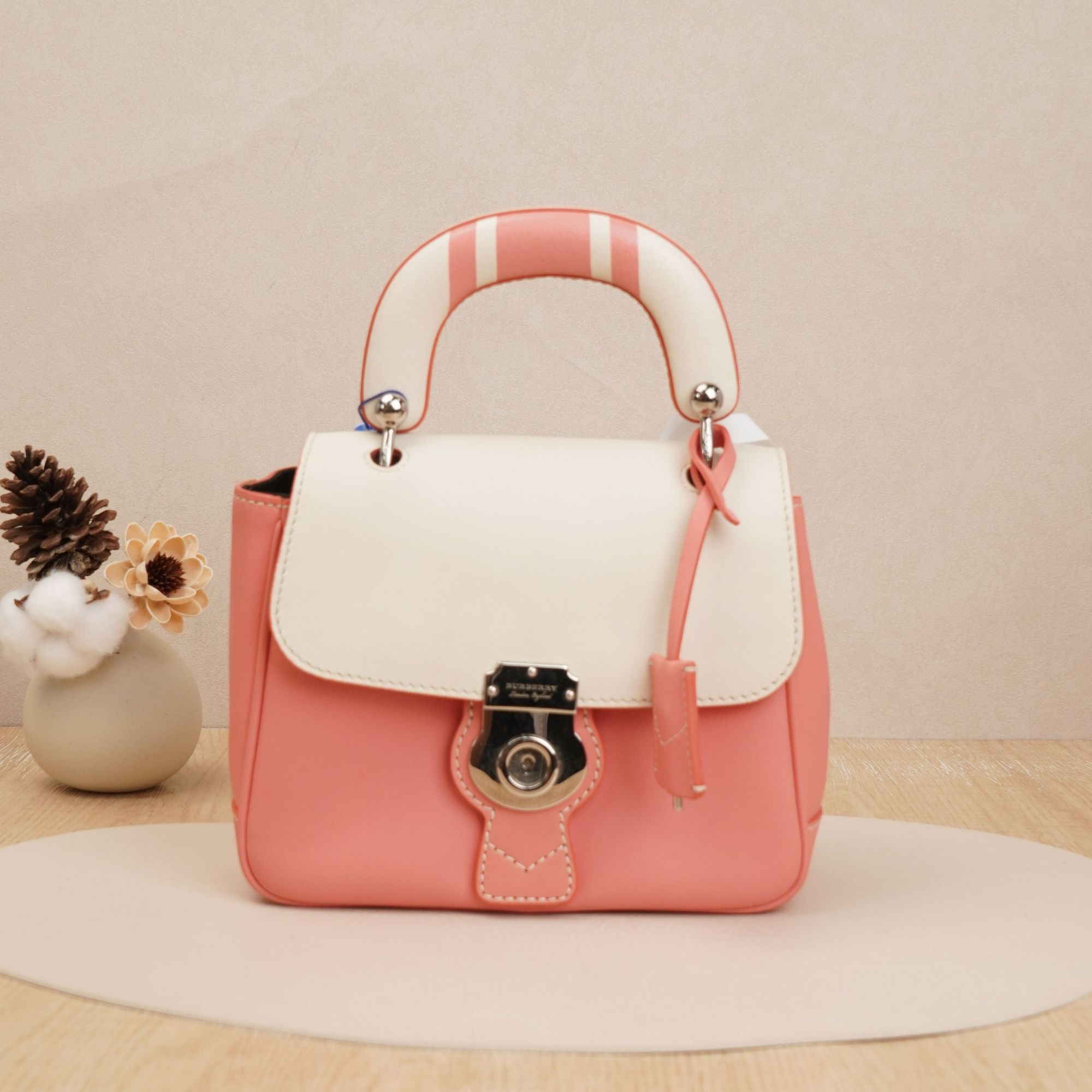 95新 BURBERRY/博柏利 博柏利拼色手提斜挎包/钥匙DS026073