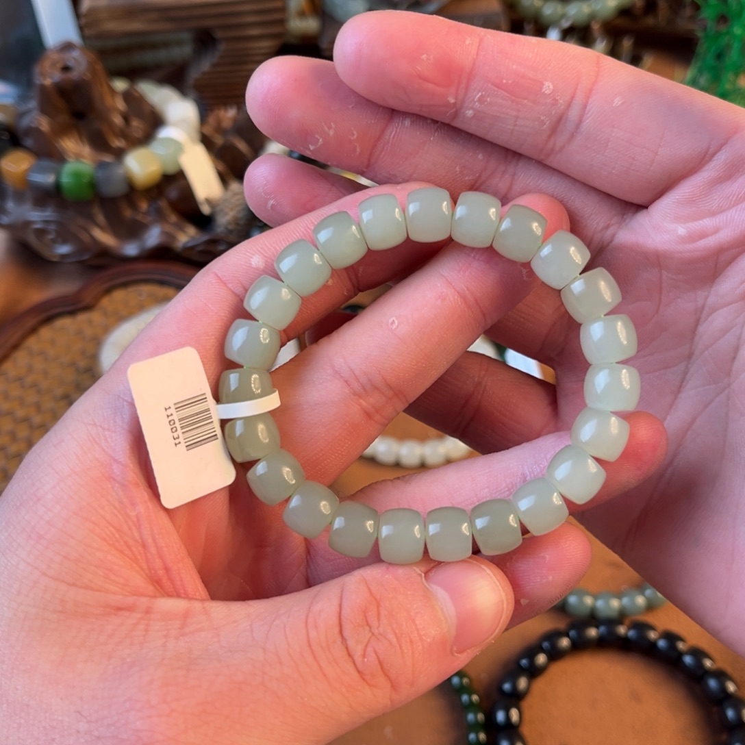 和田玉未镶嵌手链