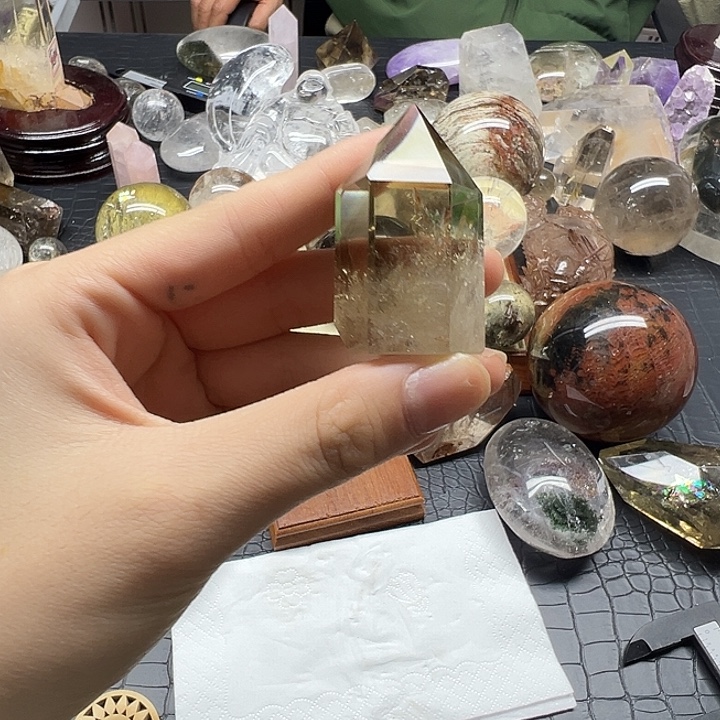 水晶未镶嵌珠宝半成品400水晶