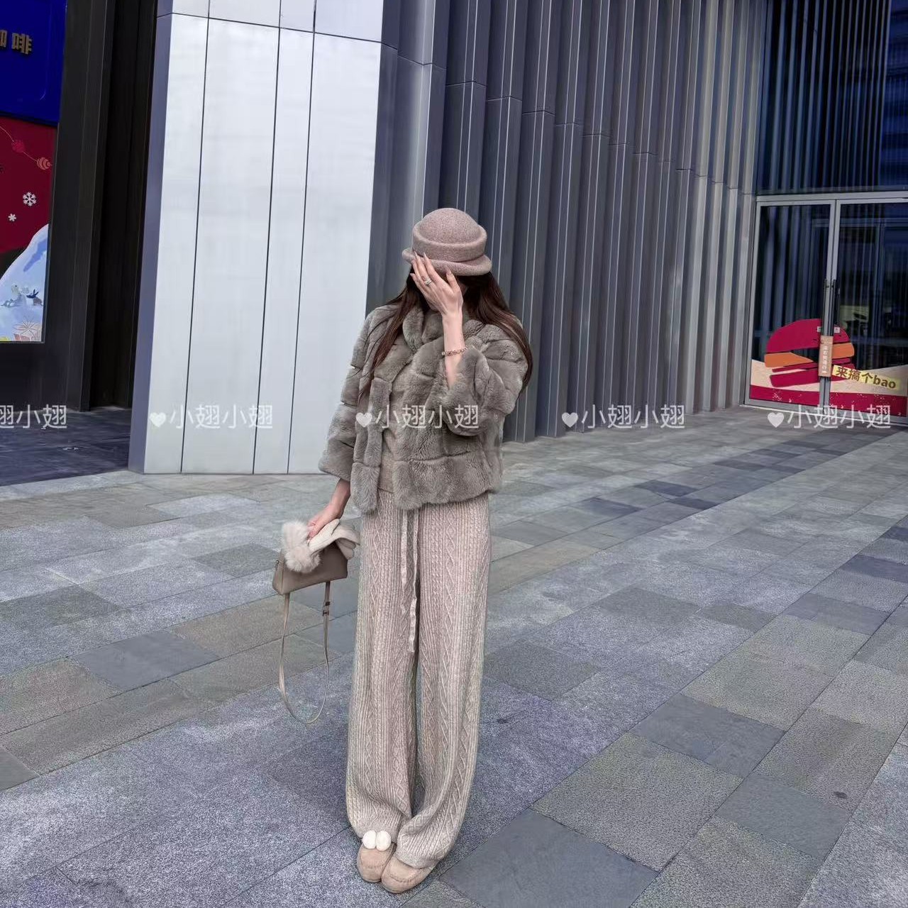 小翅服饰  复古花纹软糯休闲女高腰显瘦系带宽松阔腿拖地针织裤