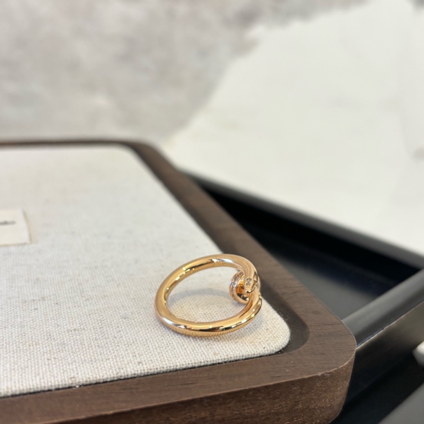 铜合金仿水晶戒指 铜合金合成锆石戒指 黄色钉子戒指JZ1734