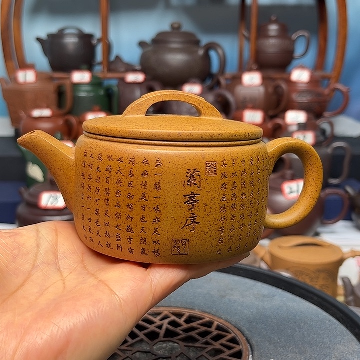 微瑕不带证书礼盒200c c