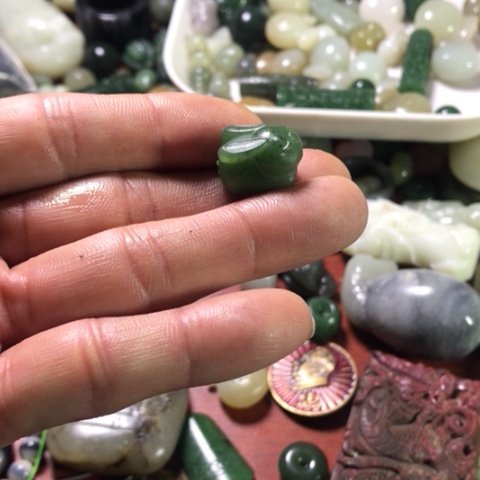 颈饰未镶嵌和田玉不*翁