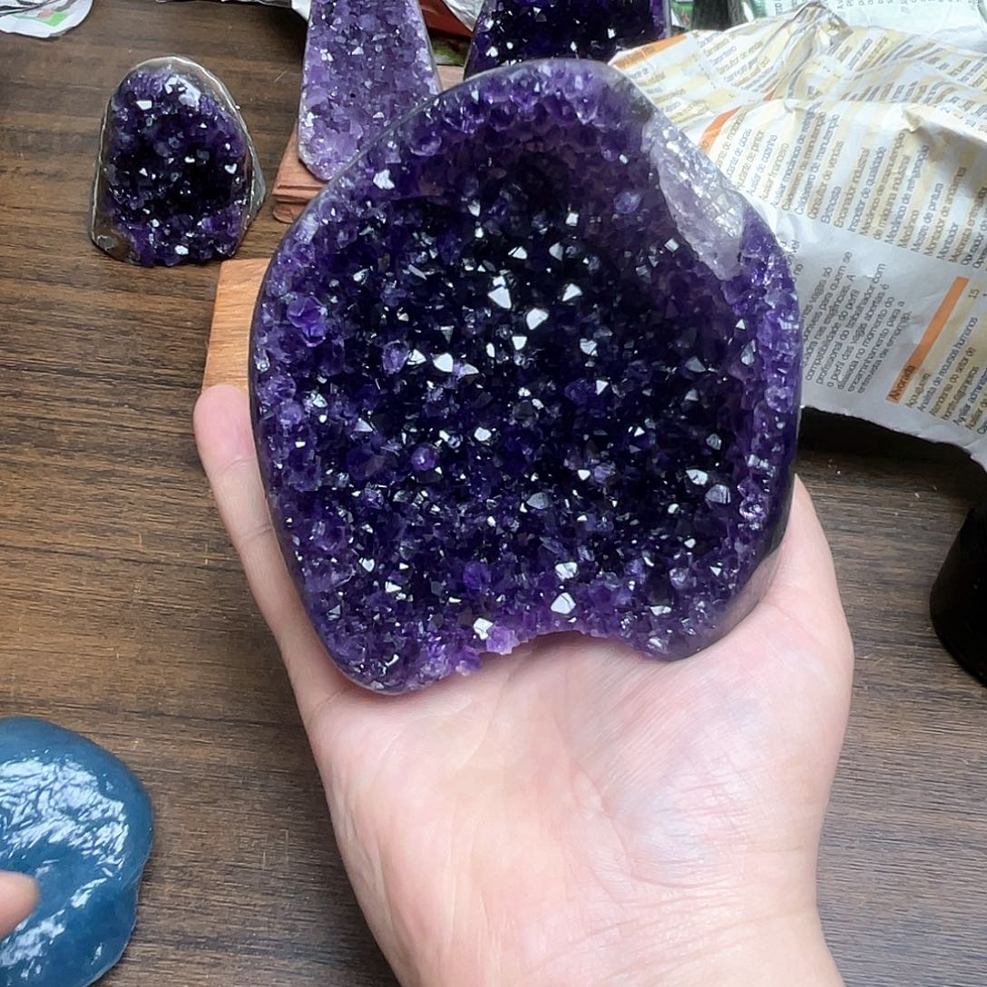 紫晶大型摆件（非配饰）未镶嵌