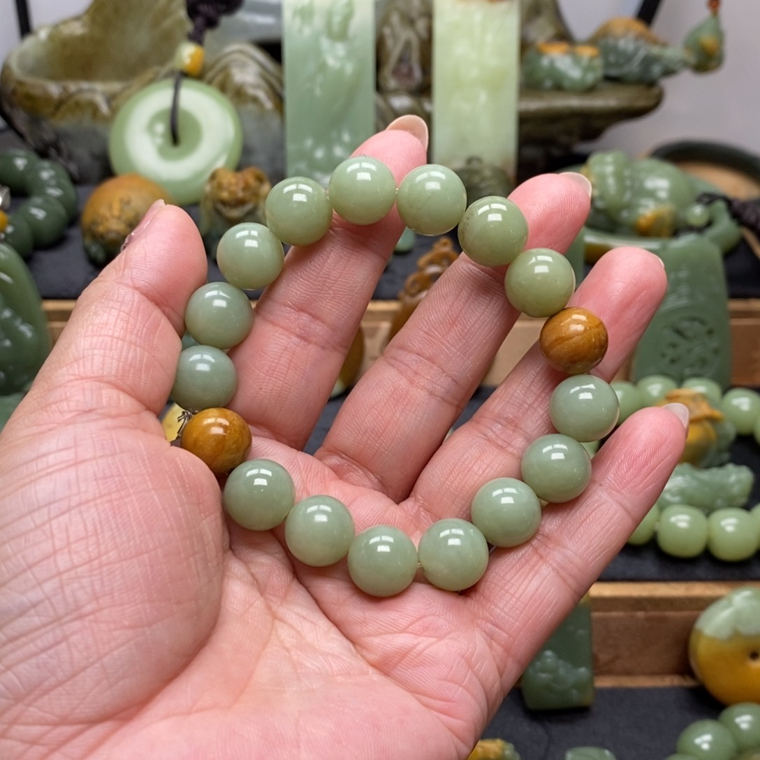 岫岩河磨玉（透闪石质玉）手串未镶嵌