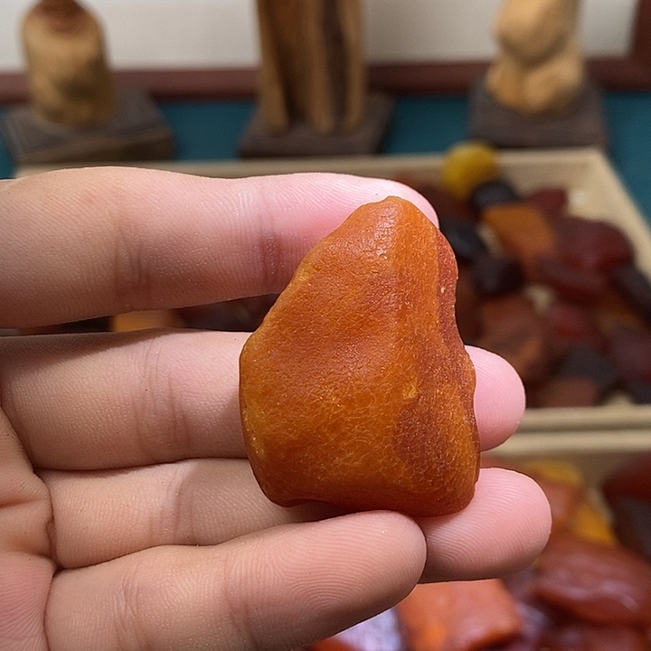 裸石琥珀未镶嵌蜜蜡