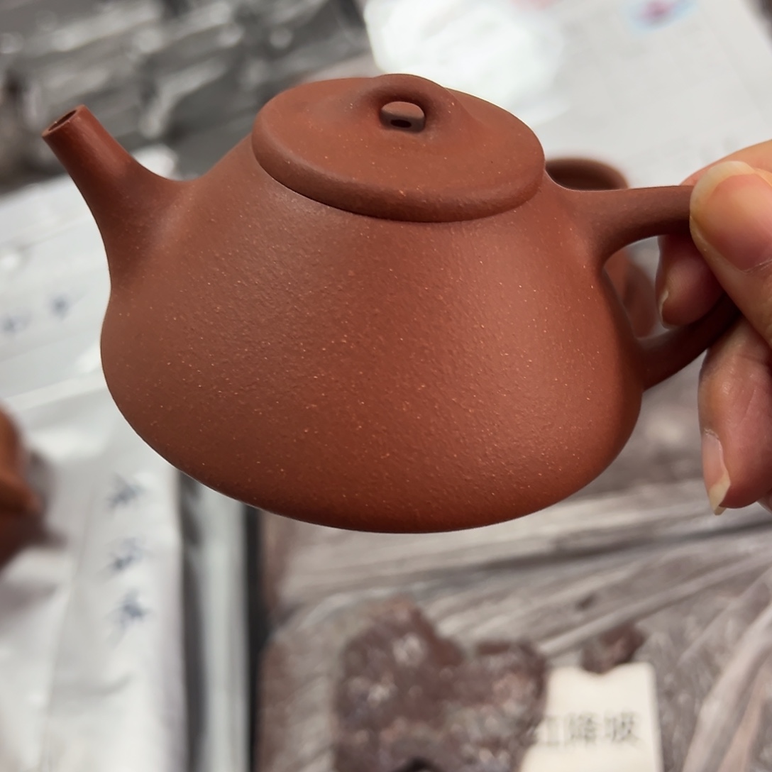 紫砂茶壶黄龙山原矿红降坡175