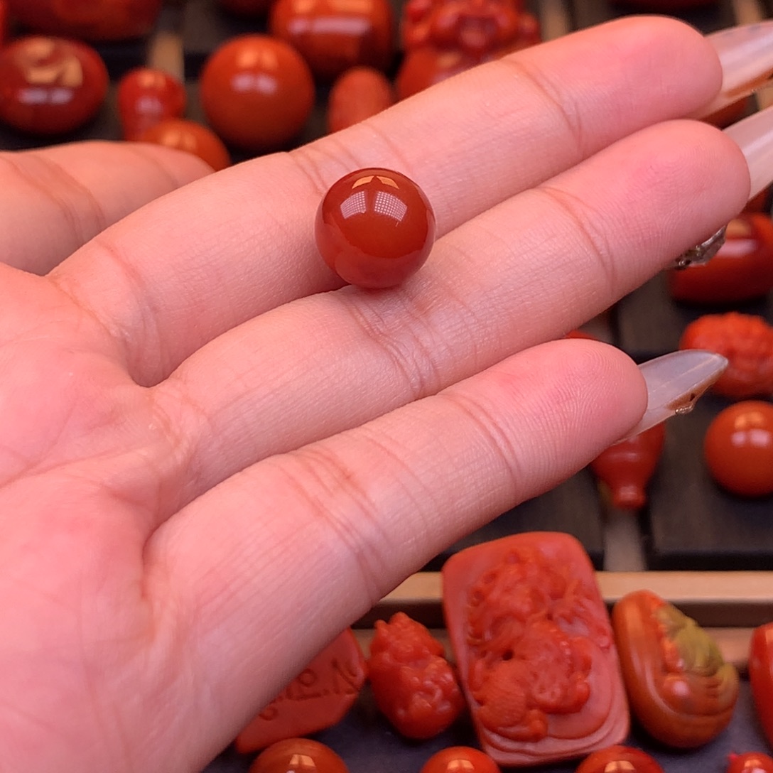 南红玛瑙未镶嵌川料原矿高品圆珠11mm