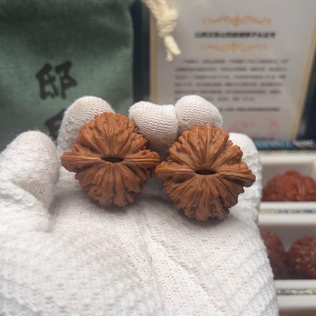 文玩核桃把件汉高楼39