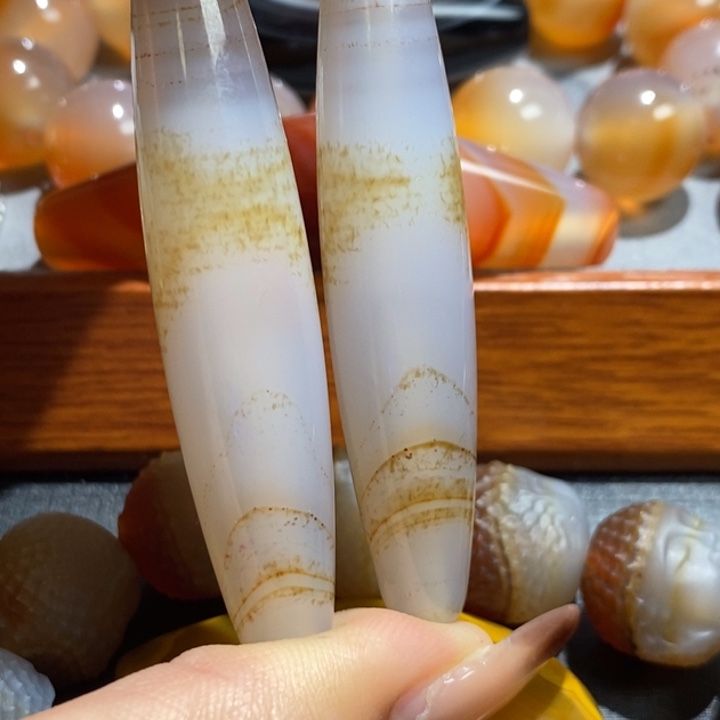玛瑙/玉髓未镶嵌颈饰