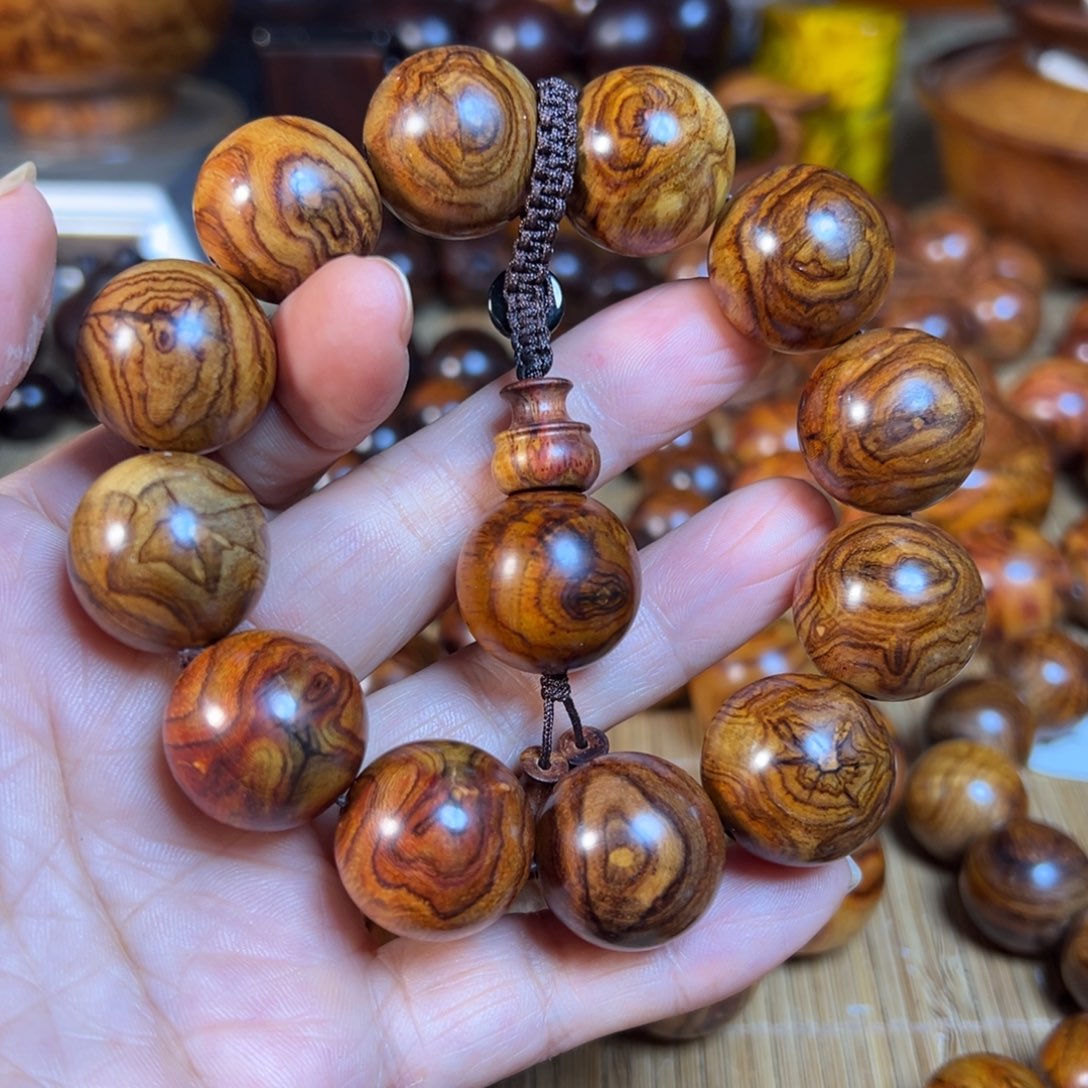 黄花梨/降香黄檀海南黄花梨鬼脸尺寸2.0