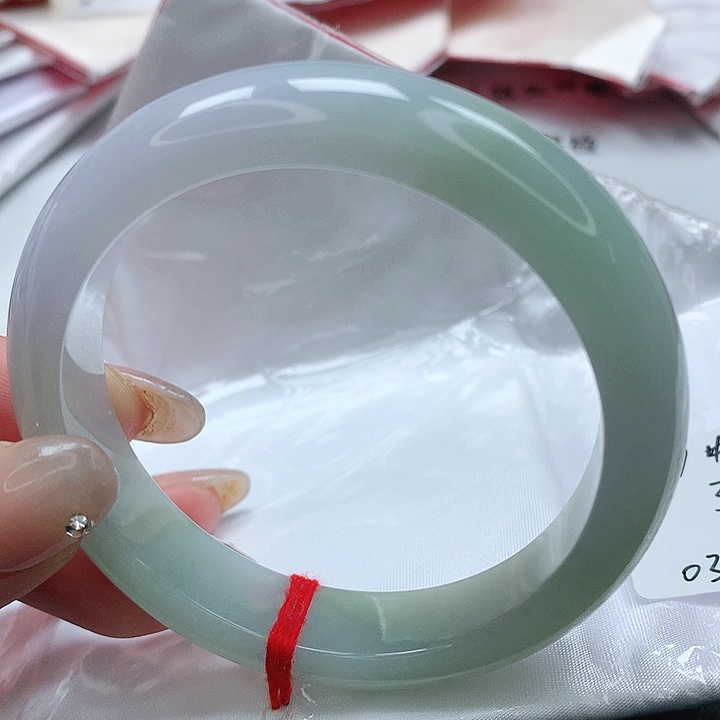 翡翠手镯未镶嵌西*@缅甸天然A货翡翠