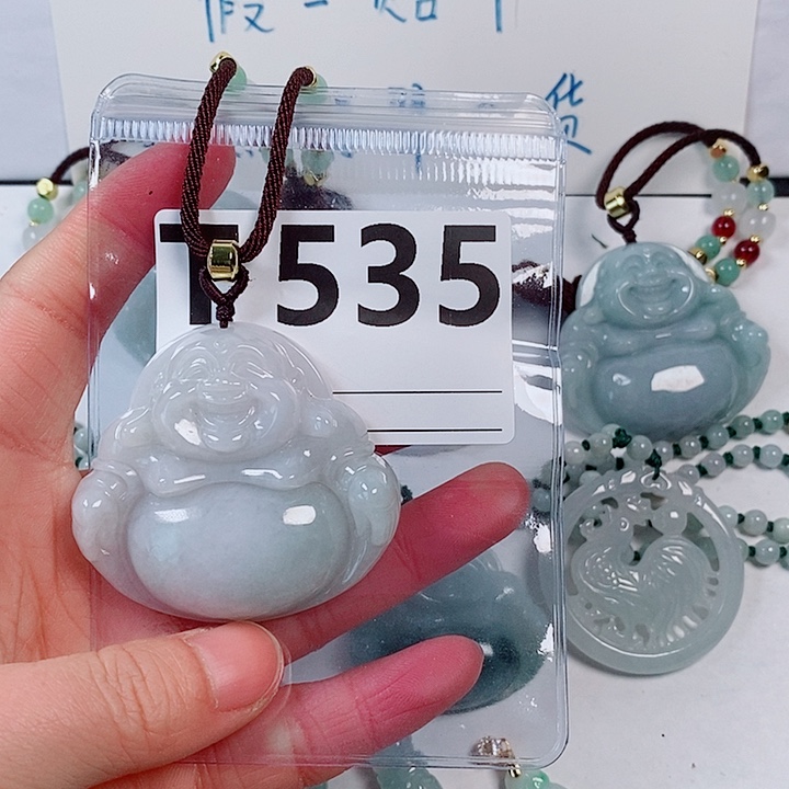 翡翠颈饰未镶嵌天然