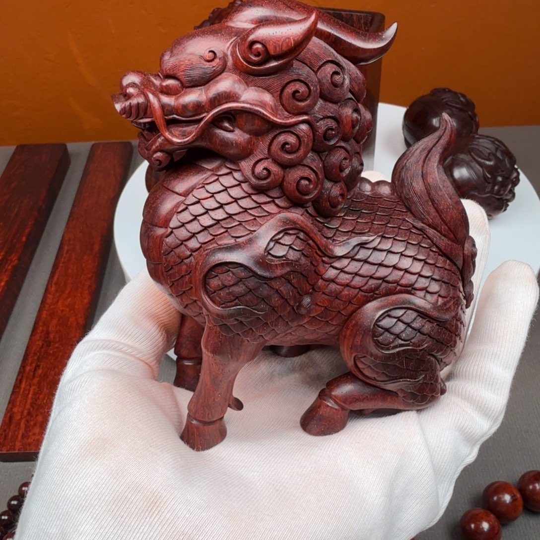 1***N手串/手链小叶紫檀琴料麒麟湘工石争