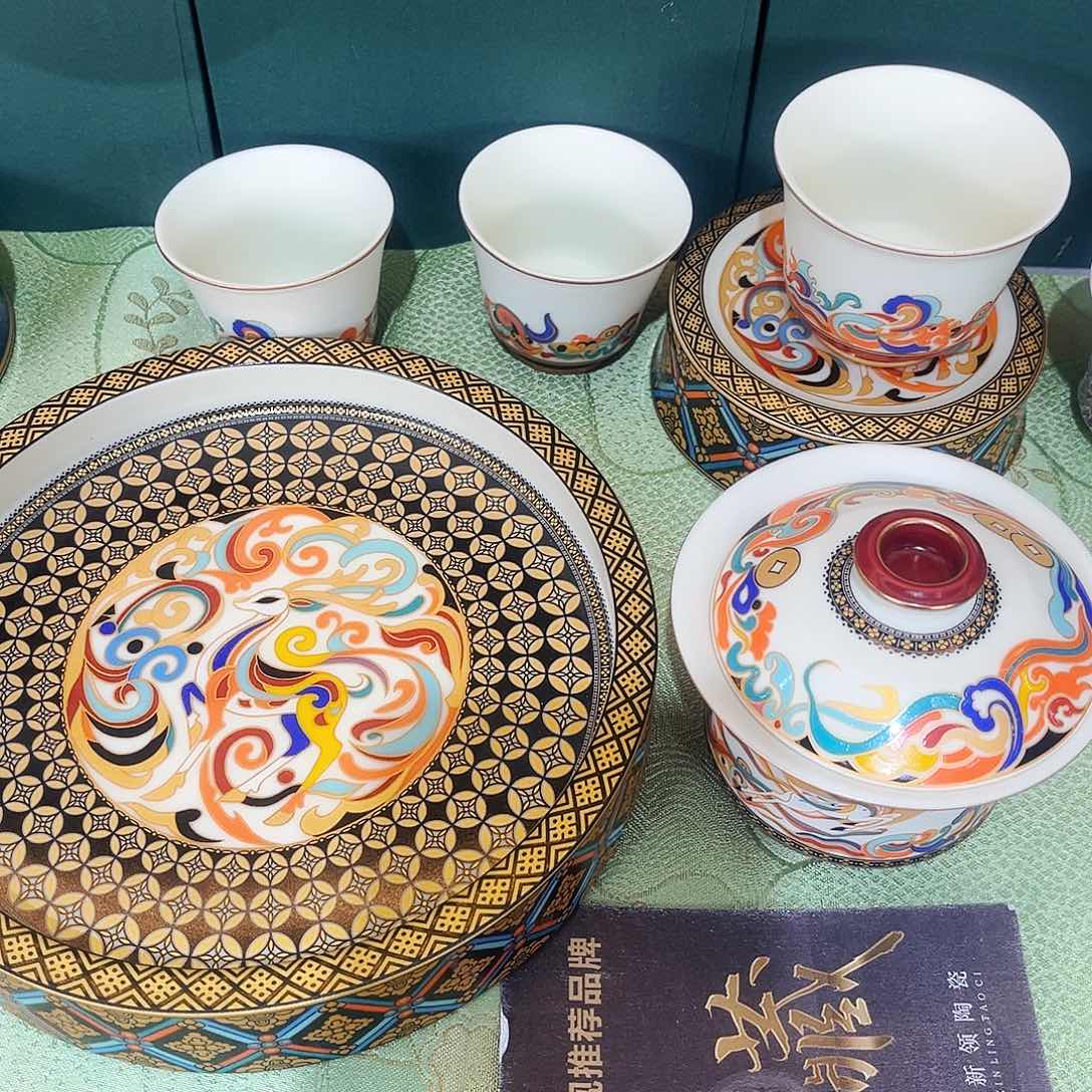 景德陶瓷景德陶瓷