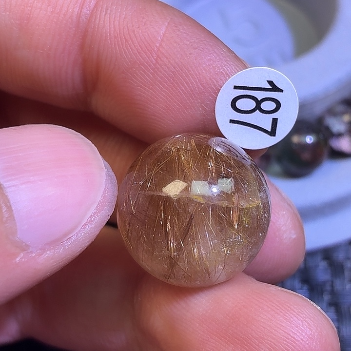 琦****水晶吊坠(不含链)未镶嵌