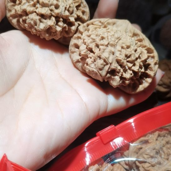 猴头核桃吊坠53龙鼎官帽