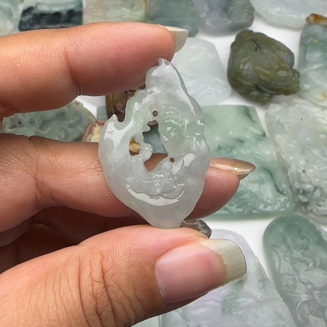 張***哥定制翡翠未镶嵌翡翠