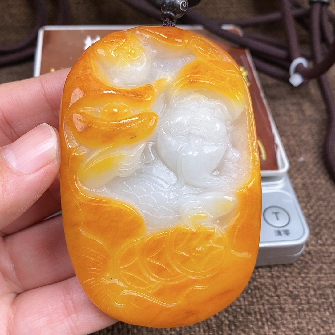 和田玉颈饰未镶嵌