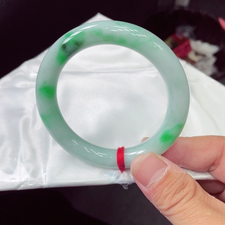 未镶嵌手镯翡翠翡翠