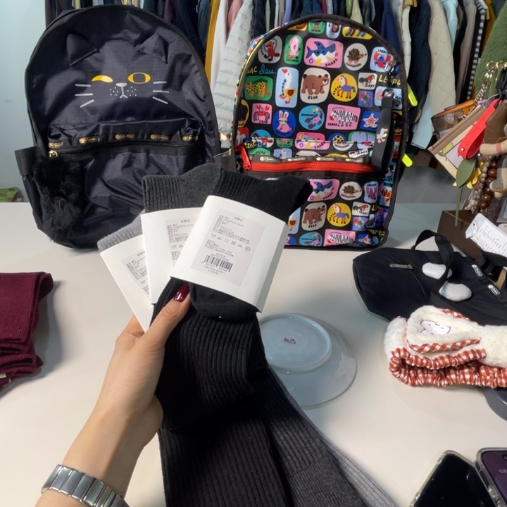 瓷片118。。。。。。。。。。。。。