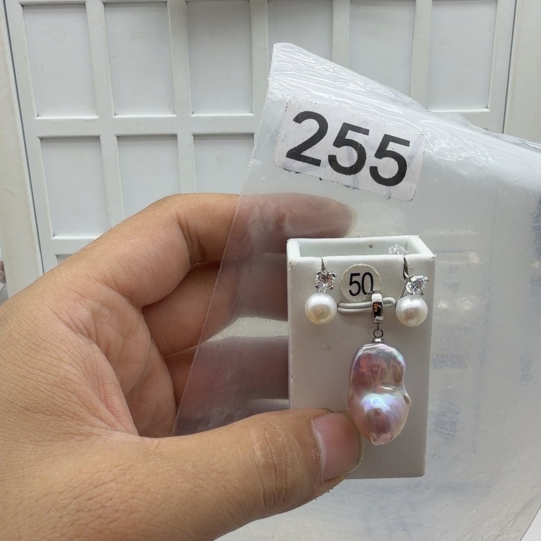 合金颈饰淡水珍珠