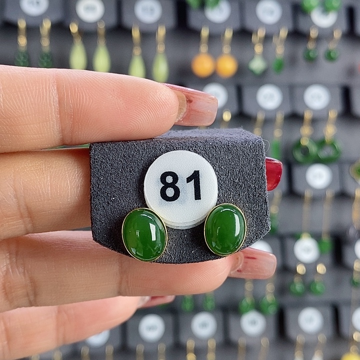 和田玉耳饰18K金镶嵌