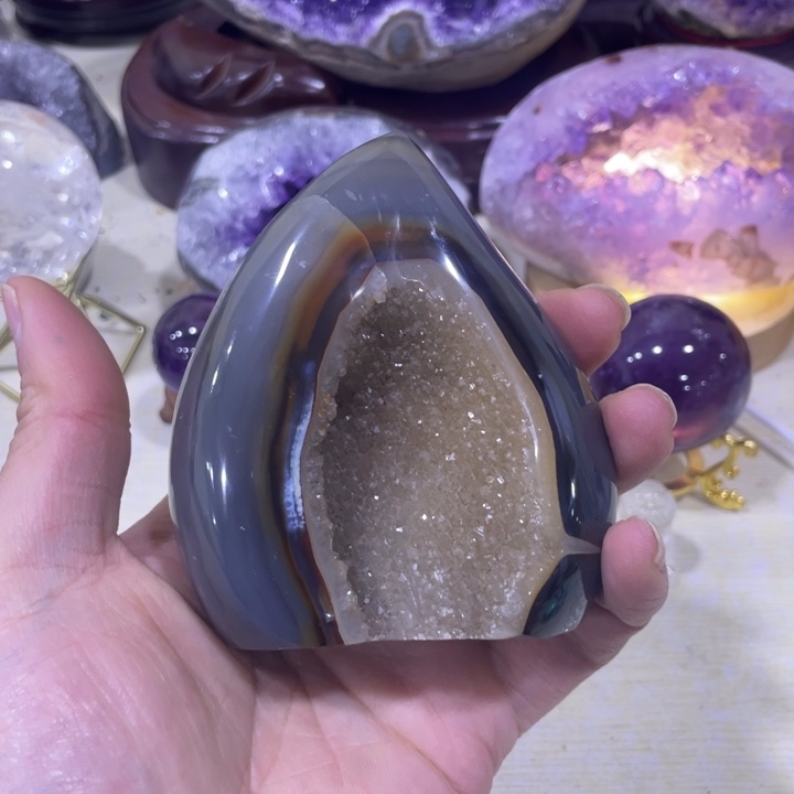 紫晶水晶寿桃未镶嵌