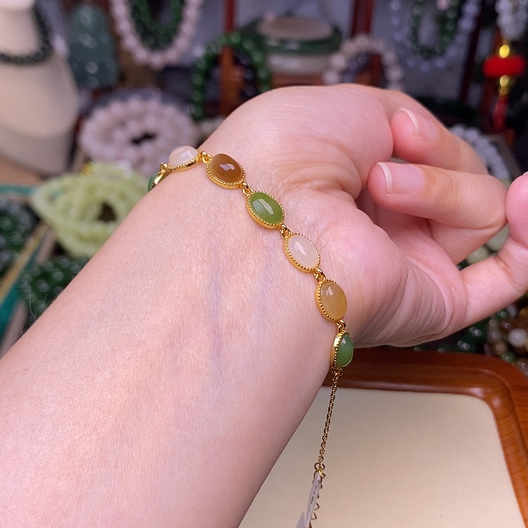 和田玉早间福利多宝手链银镶未镶嵌