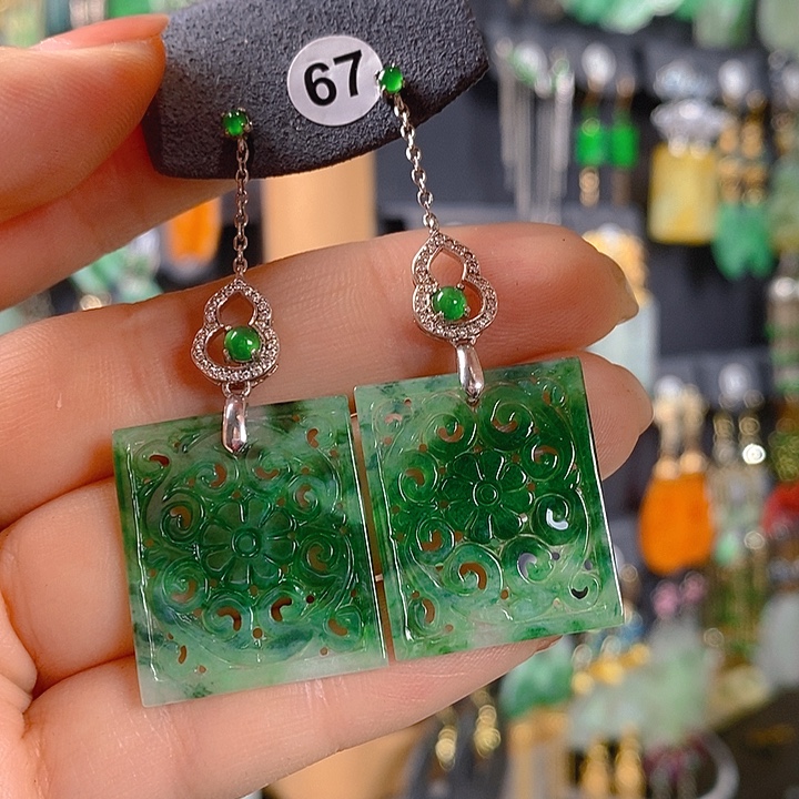 翡翠未镶嵌耳饰翡翠