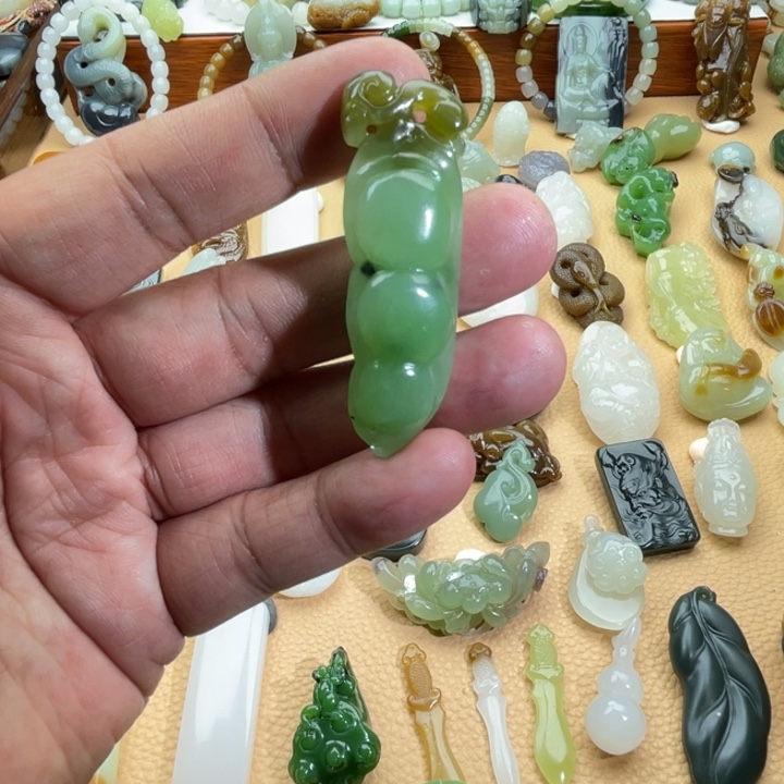 和田玉（碧玉）颈饰未镶嵌定制款