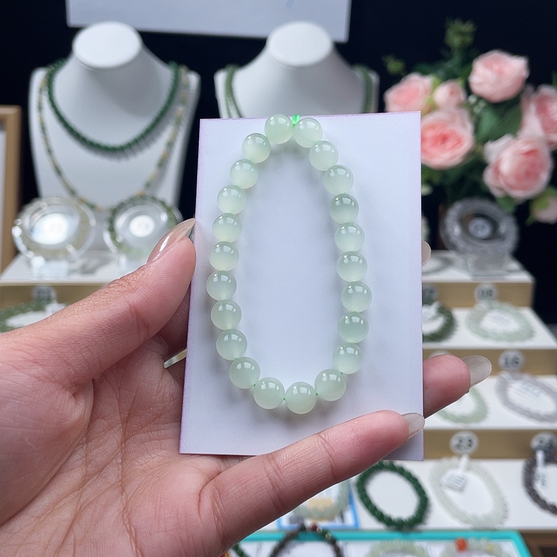 花***姨和田玉未镶嵌手链拍9发1