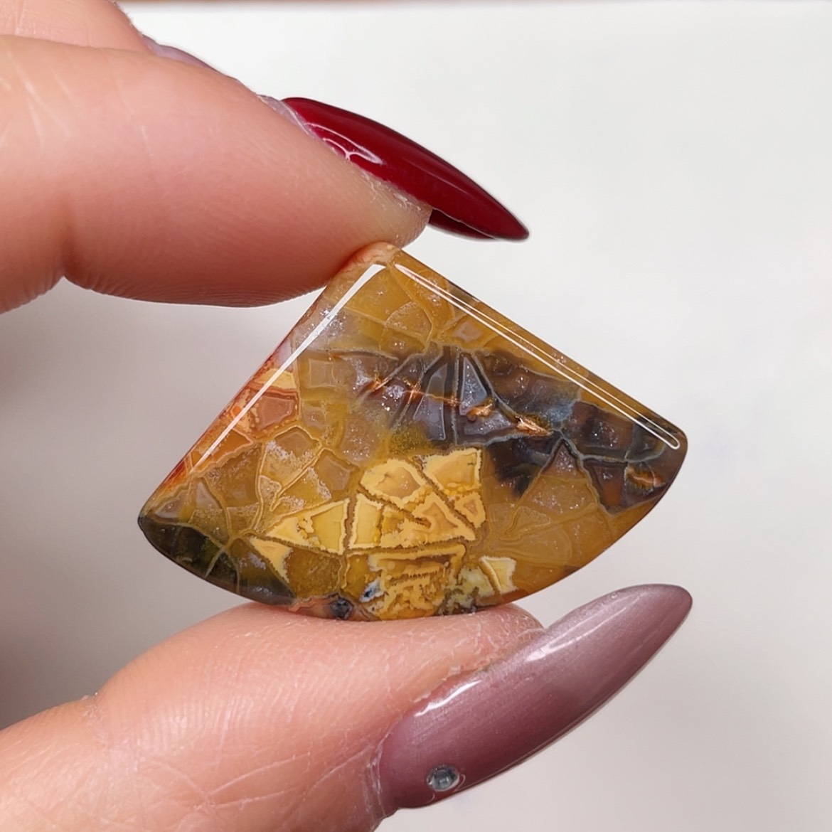 【闪购商品】未镶嵌吊坠(赠链)硅化玉