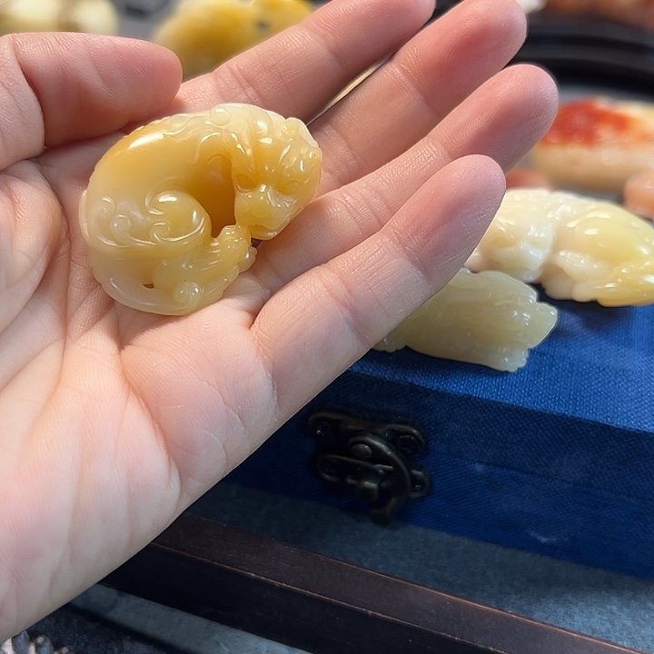 一***石印石昌化石寿山石雕刻工艺的发展与应用