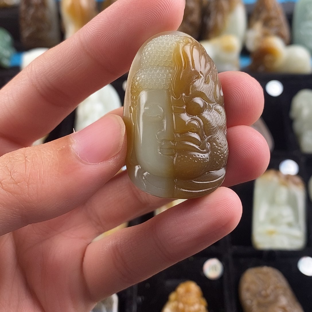 和田玉挂件未镶嵌