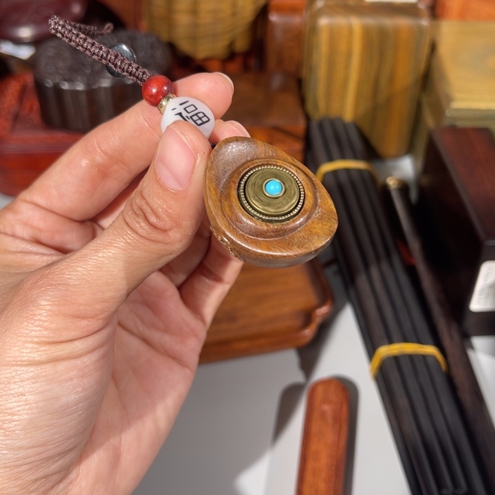 绿檀挂件随机发货