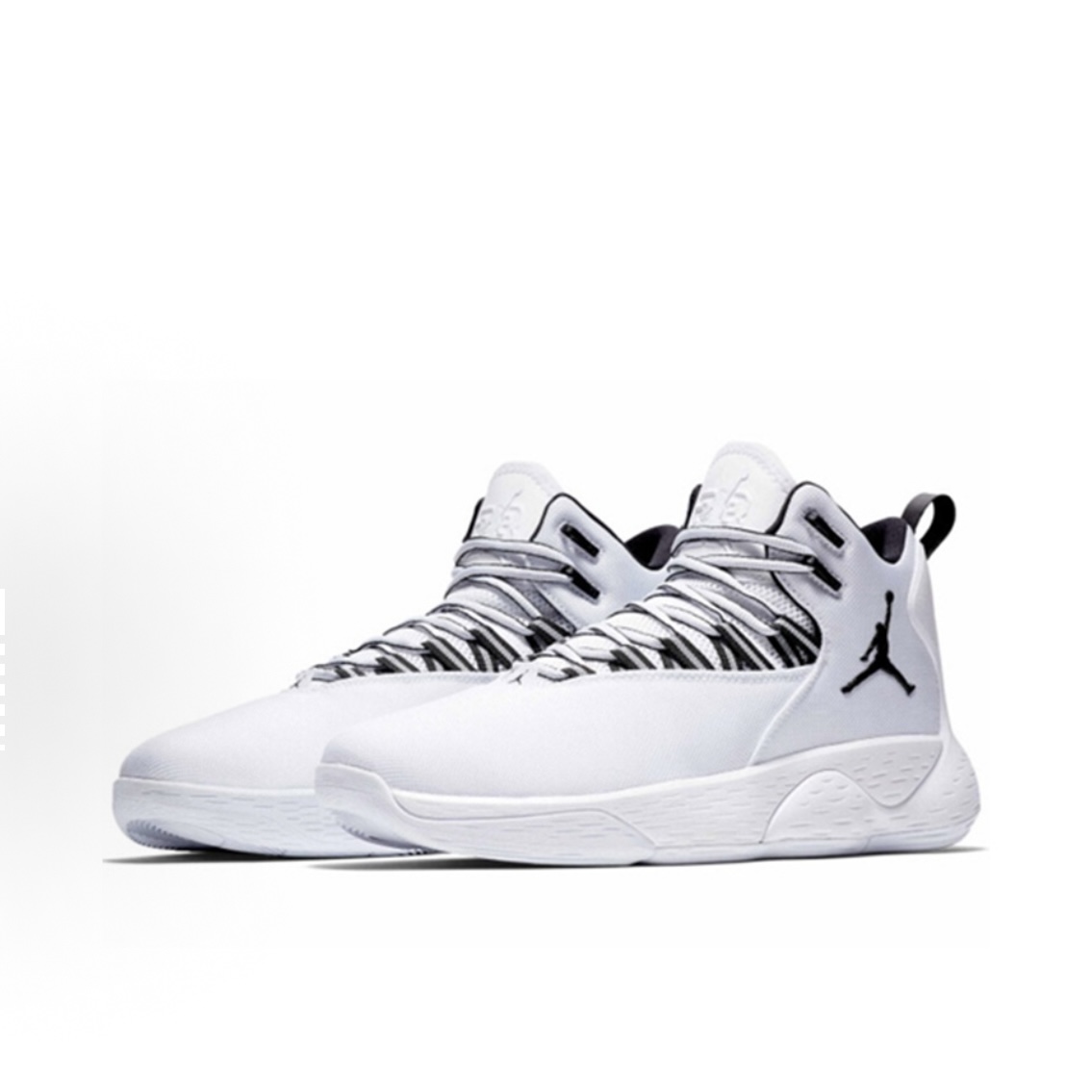 Nike/耐克 AIR JORDAN 男子经典黑白高帮缓震实战篮球鞋 0038