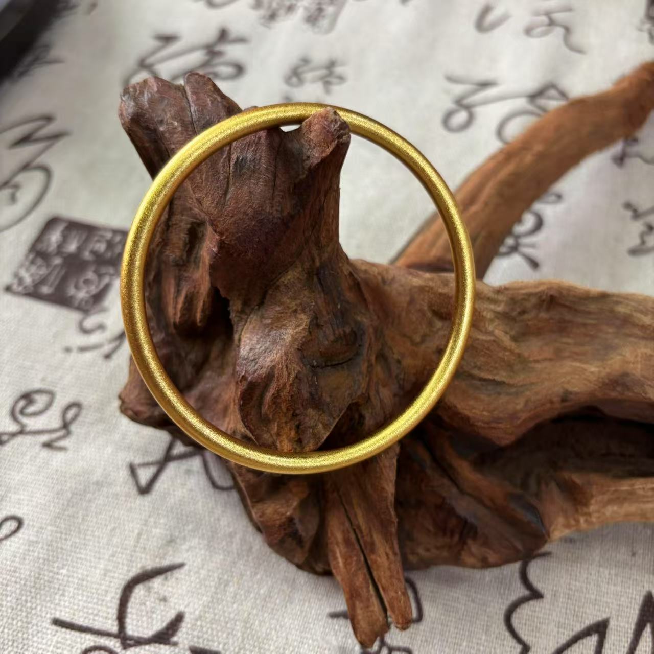 B-3012 古法精工4mm素圈手镯(圈口需备注) 真金工艺+专柜礼盒