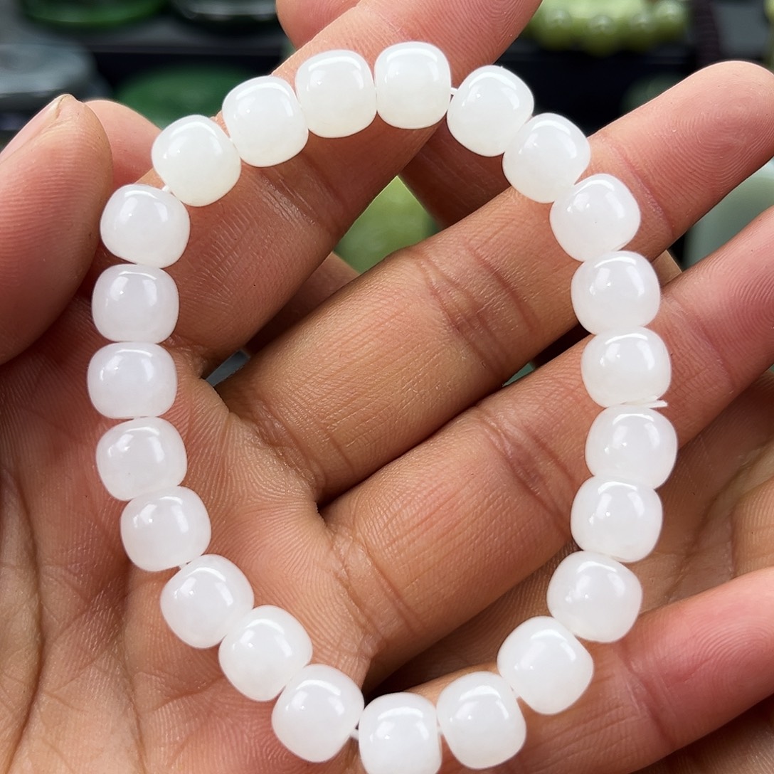 和田玉未镶嵌珠宝半成品