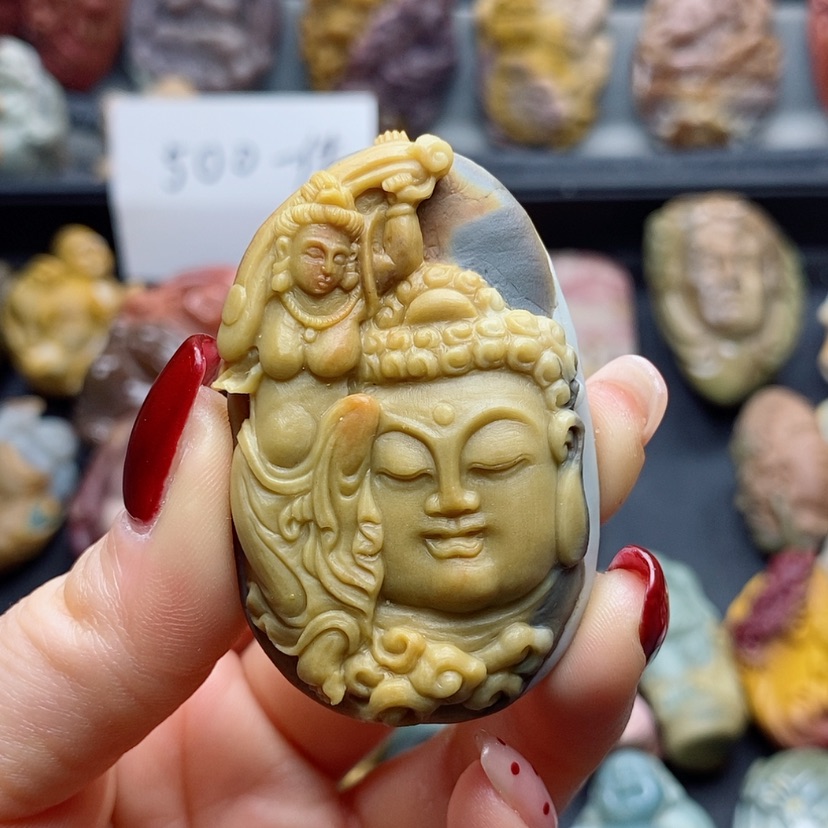 【闪购商品】定制石英质玉吊坠未镶嵌