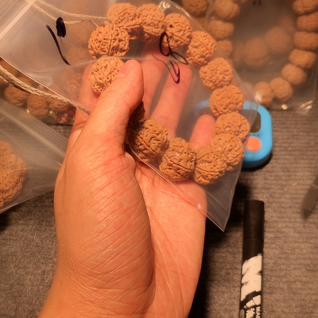 金刚菩提手串小*10。      