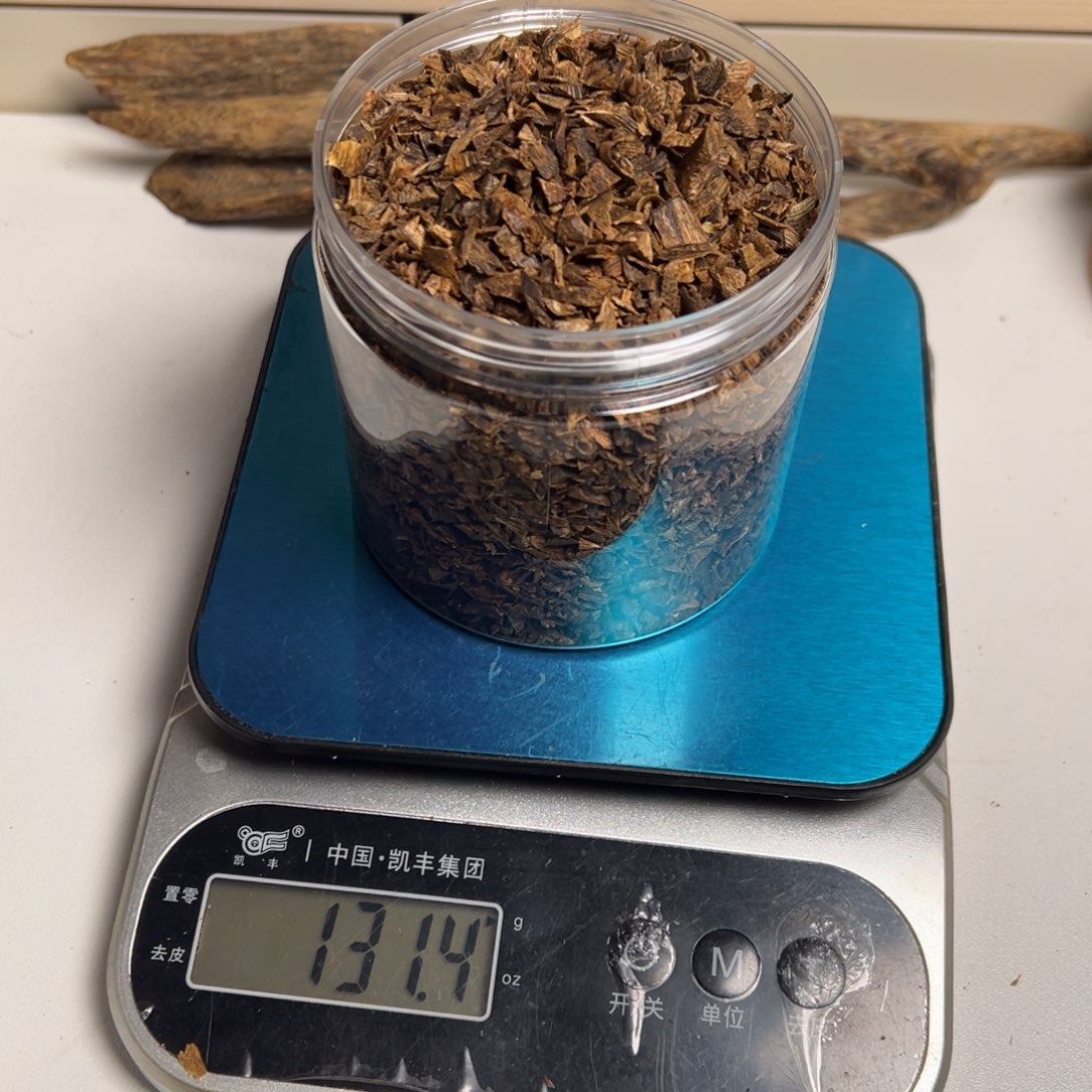 沉香沉香碎屑阳***道海南天然老白棋沉水树丁切碎料130g