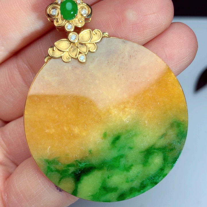 翡翠吊坠(不含链)未镶嵌