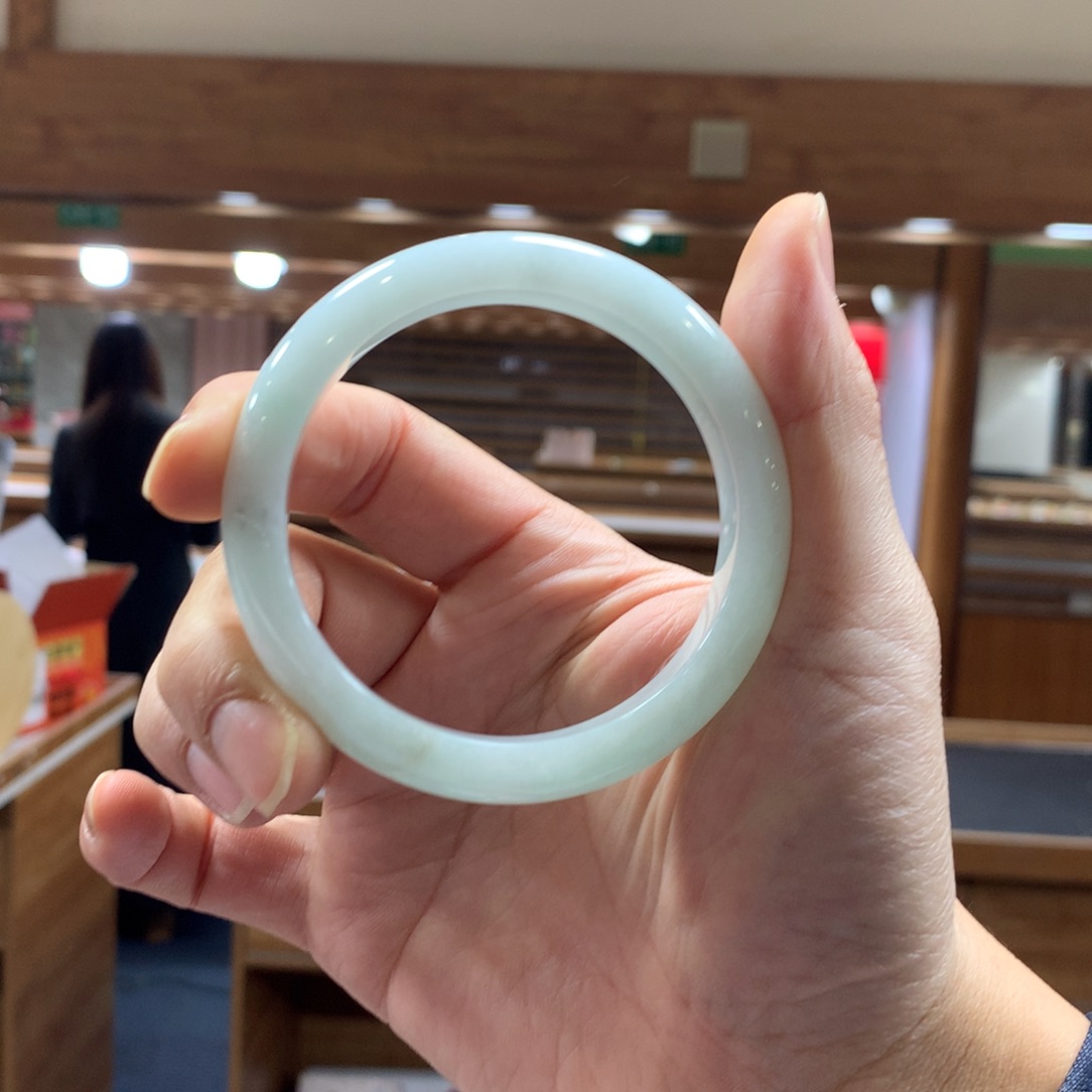 未镶嵌手镯翡翠福利