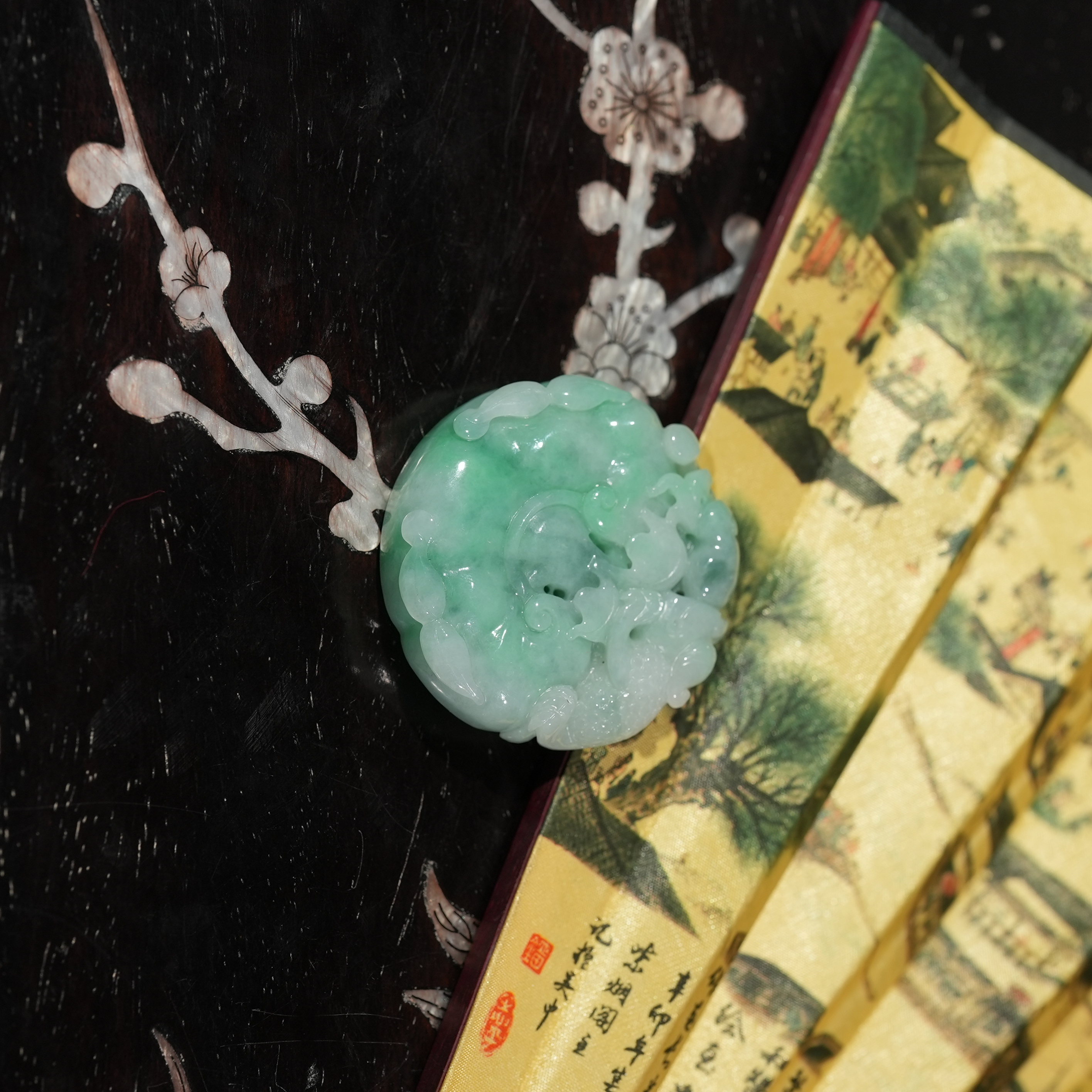 1.2香港王老板-翡翠吊坠3y493